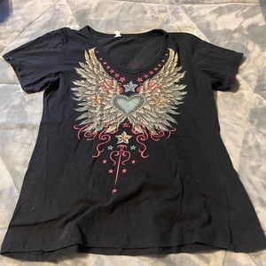 Tee shirt with wing graphic on from and back